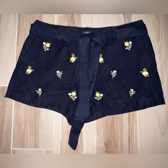 LOFT Navy Blue Embroidered Linen-Blend Shorts, Size 6 ✨ - Picture 1 of 6